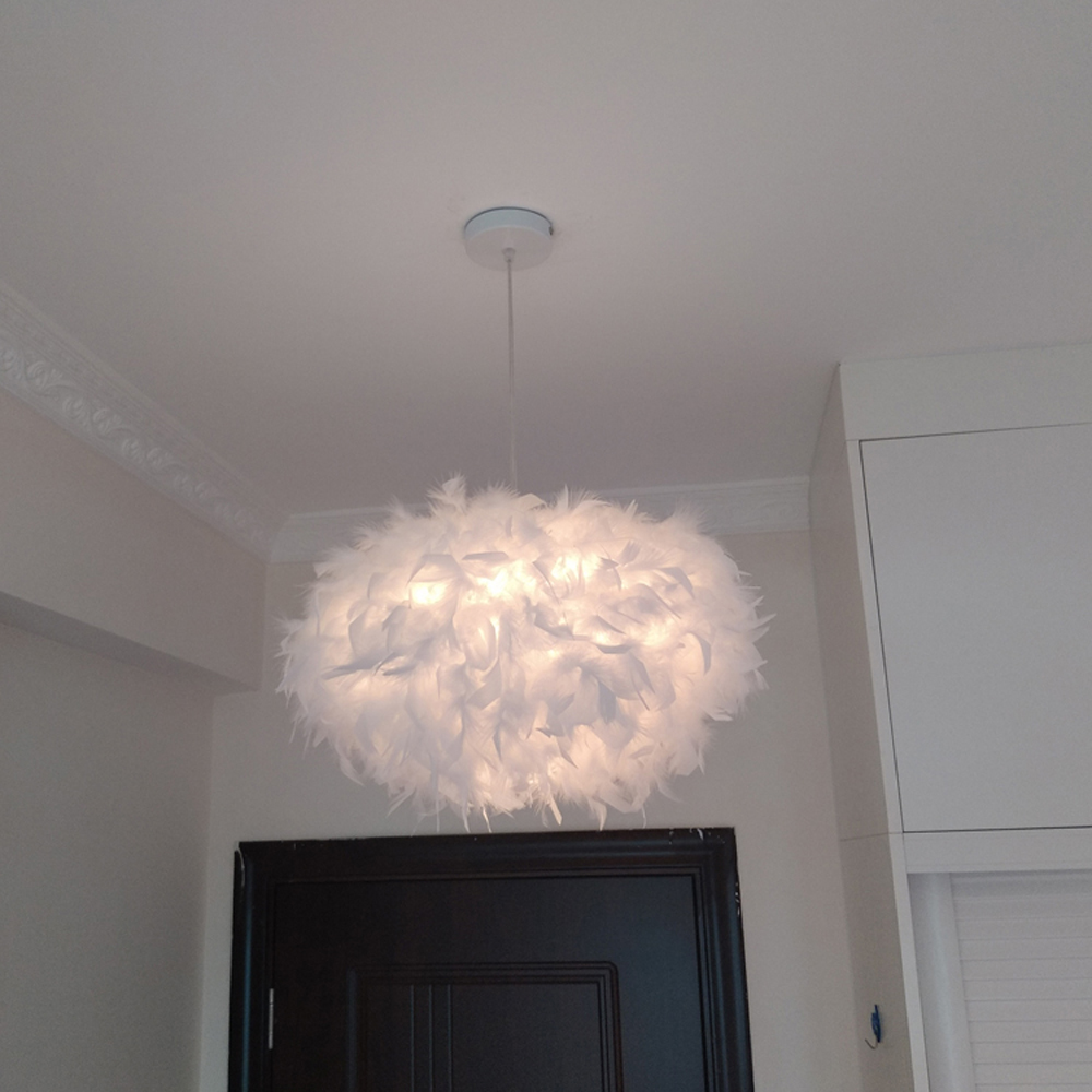 Hanging Moon Lamp - Nordic Feather Pendant Light Children's Bedroom